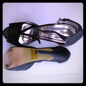 Gently worn Selina by Summer Rio platform heels